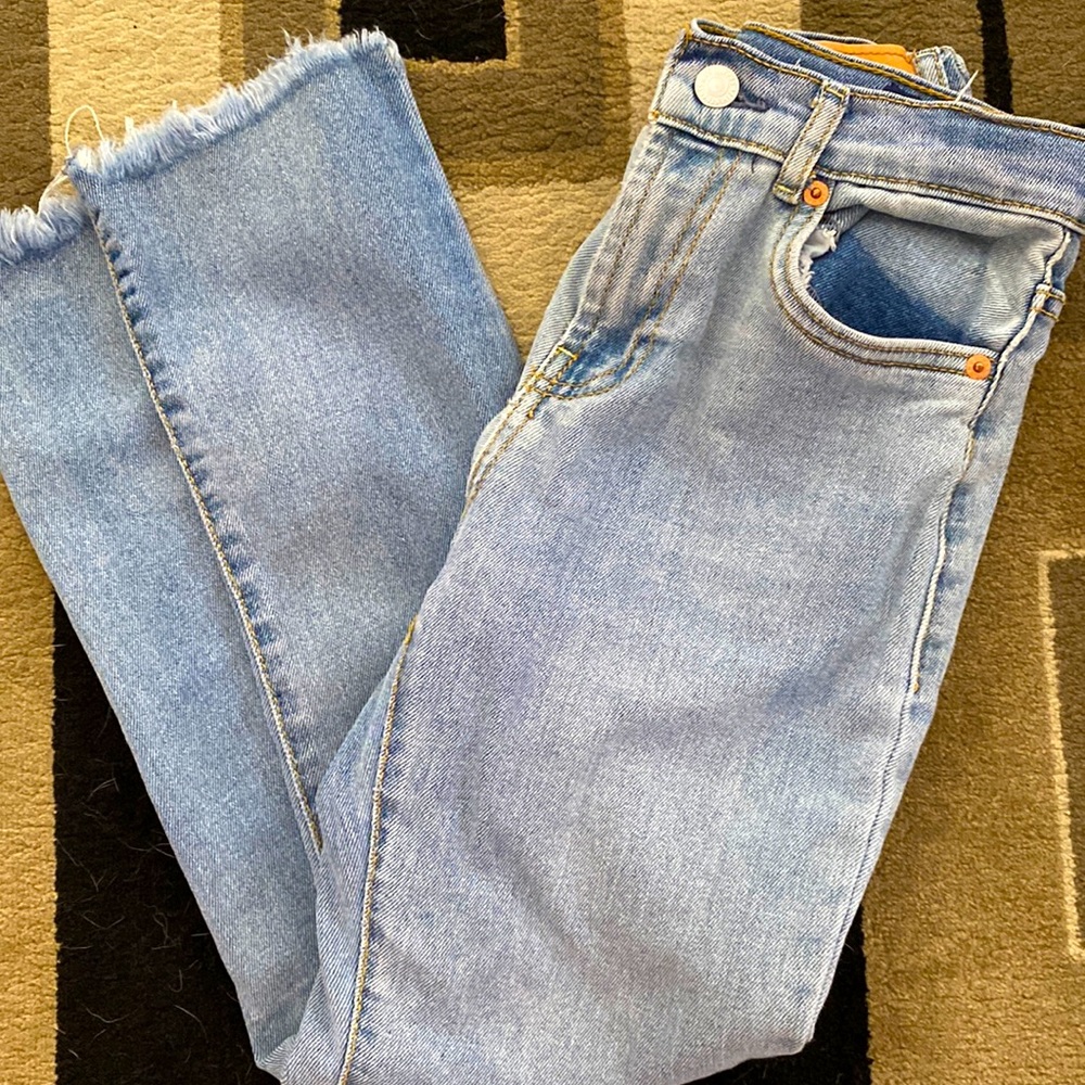 Levi Jeans for sale! Nice for skater/vintage girl aesthetics